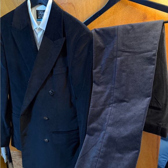 Men's Black Double-Breasted Suit